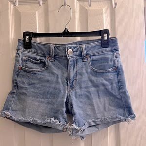 American Eagle Super Stretch Midi Jeans Shorts size 6